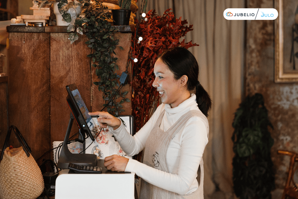 manfaat aplikasi kasir untuk bisnis makanan dan minuman